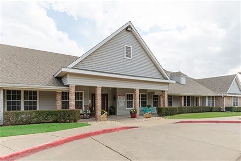 cleburne court assisted living